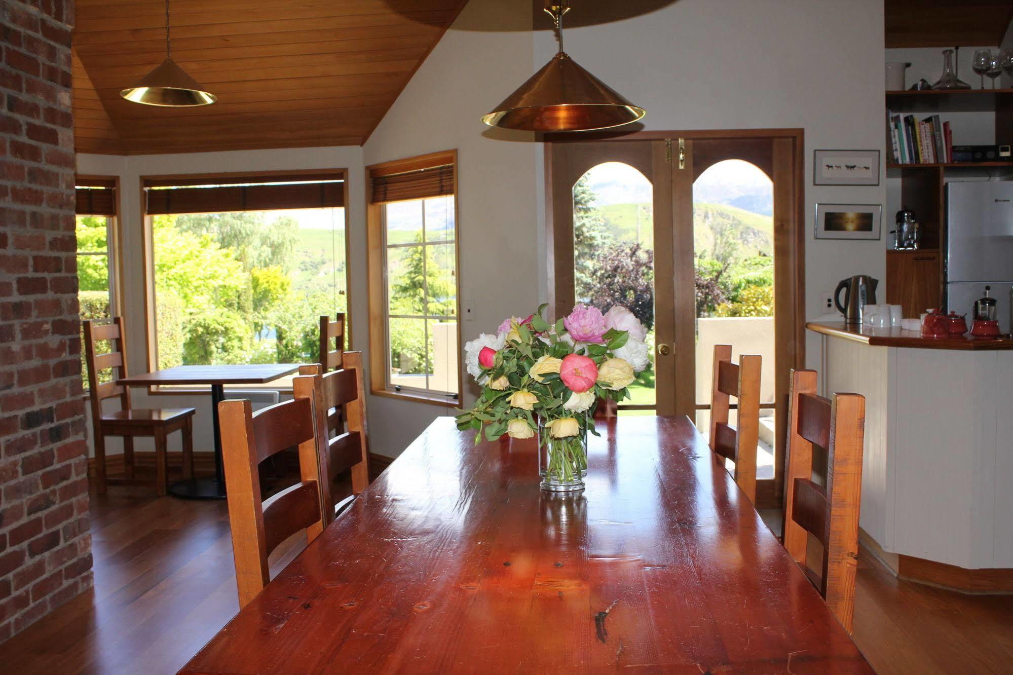 The Turret Boutique Accommodation كوينستاون المظهر الخارجي الصورة